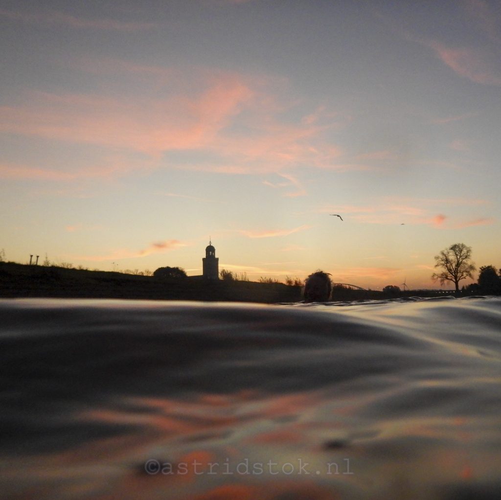 IJssel Blikjes © Roze gloedgolf