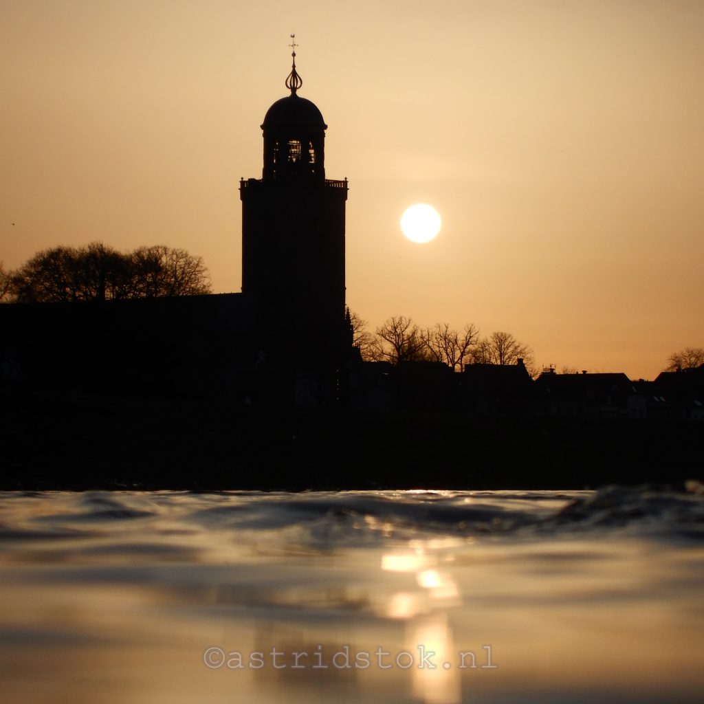 IJssel Blikjes © Gold Uprising
